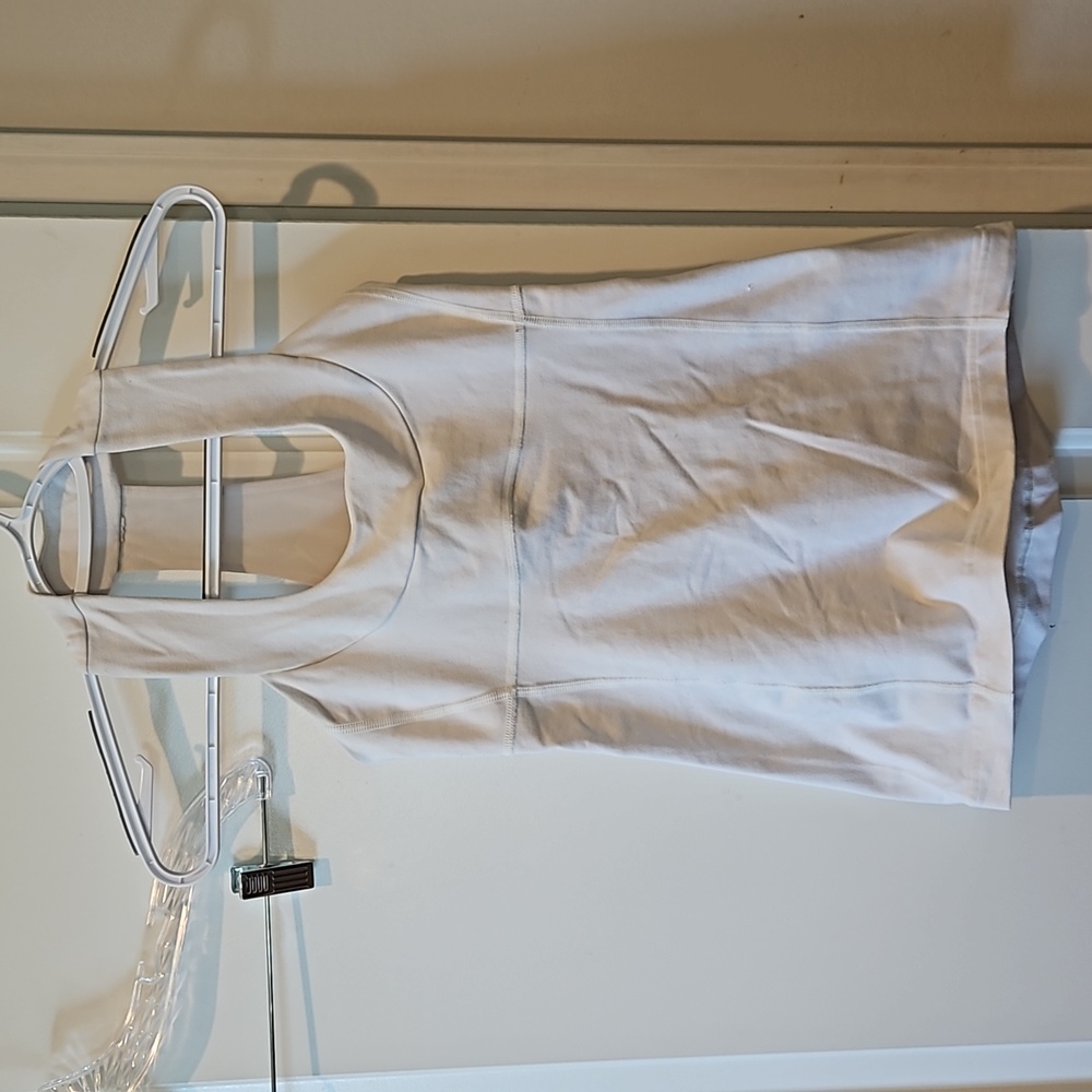 112 EUC LULULEMON RACERBACK